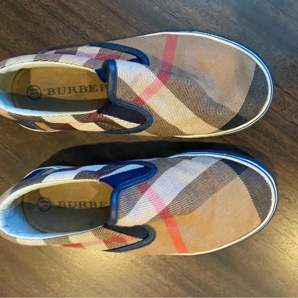 Slip on shoes size 31